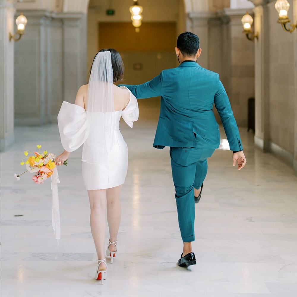 Solace London Elina Modern Bridal Short Wedding Dress - Picture 3 of 4